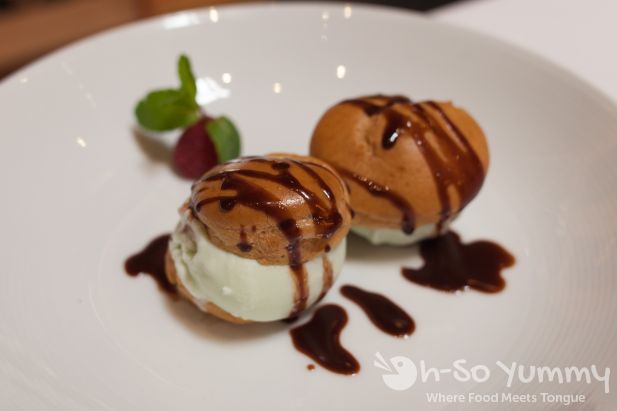 Classic Profiteroles at Cowboy Star in San Diego